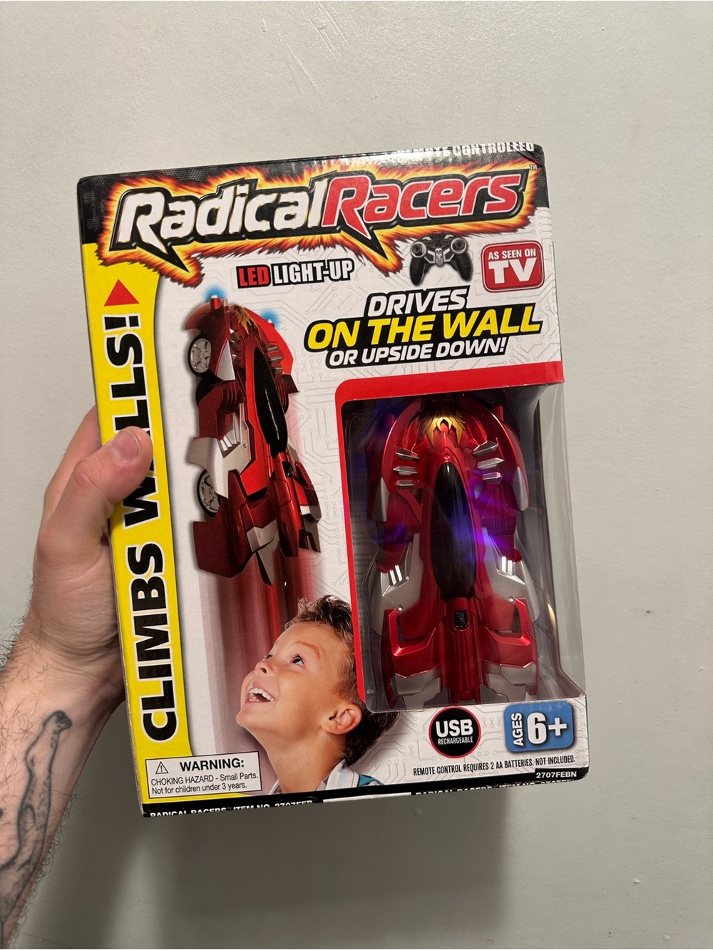 Radical Racers Wall Climbing RC Car Red LED Light-Up USB Rechargeable New in Box